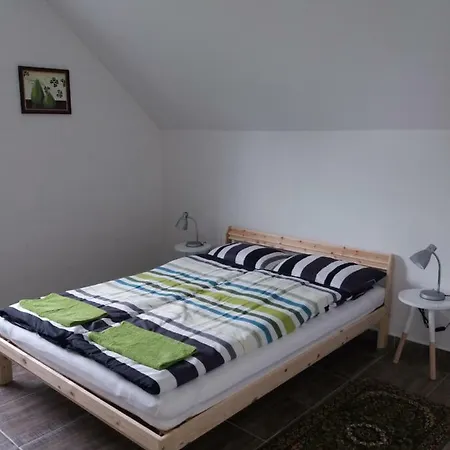 Tunder Apartamento Alsóörs
